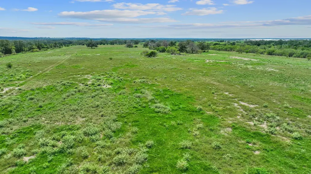 Lot 18 County Road 402, Flatonia