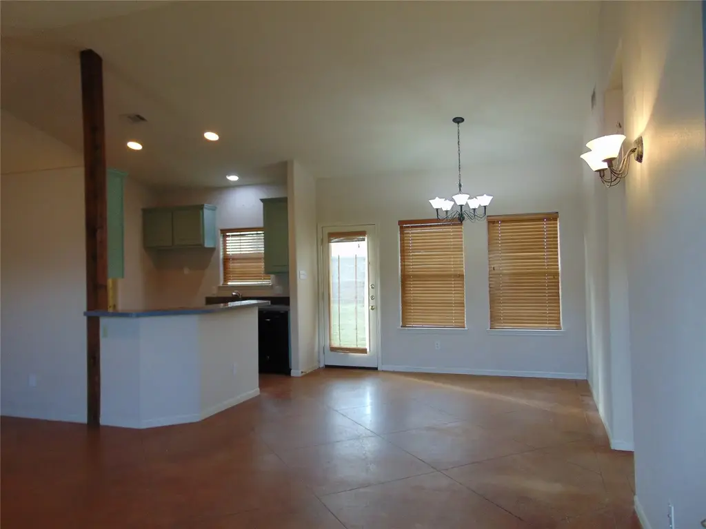 100 Chestnut Ridge Road A, Dripping Springs