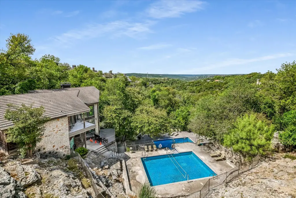 8200 Neely Drive 229, Austin