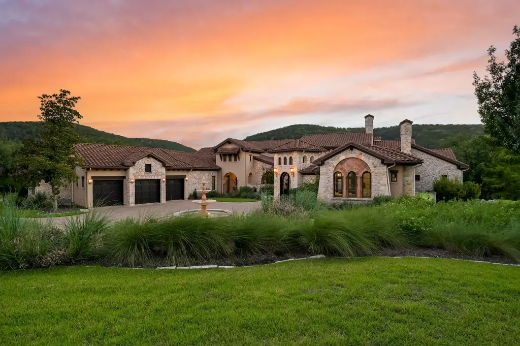 13322 Shore Vista Drive, Austin