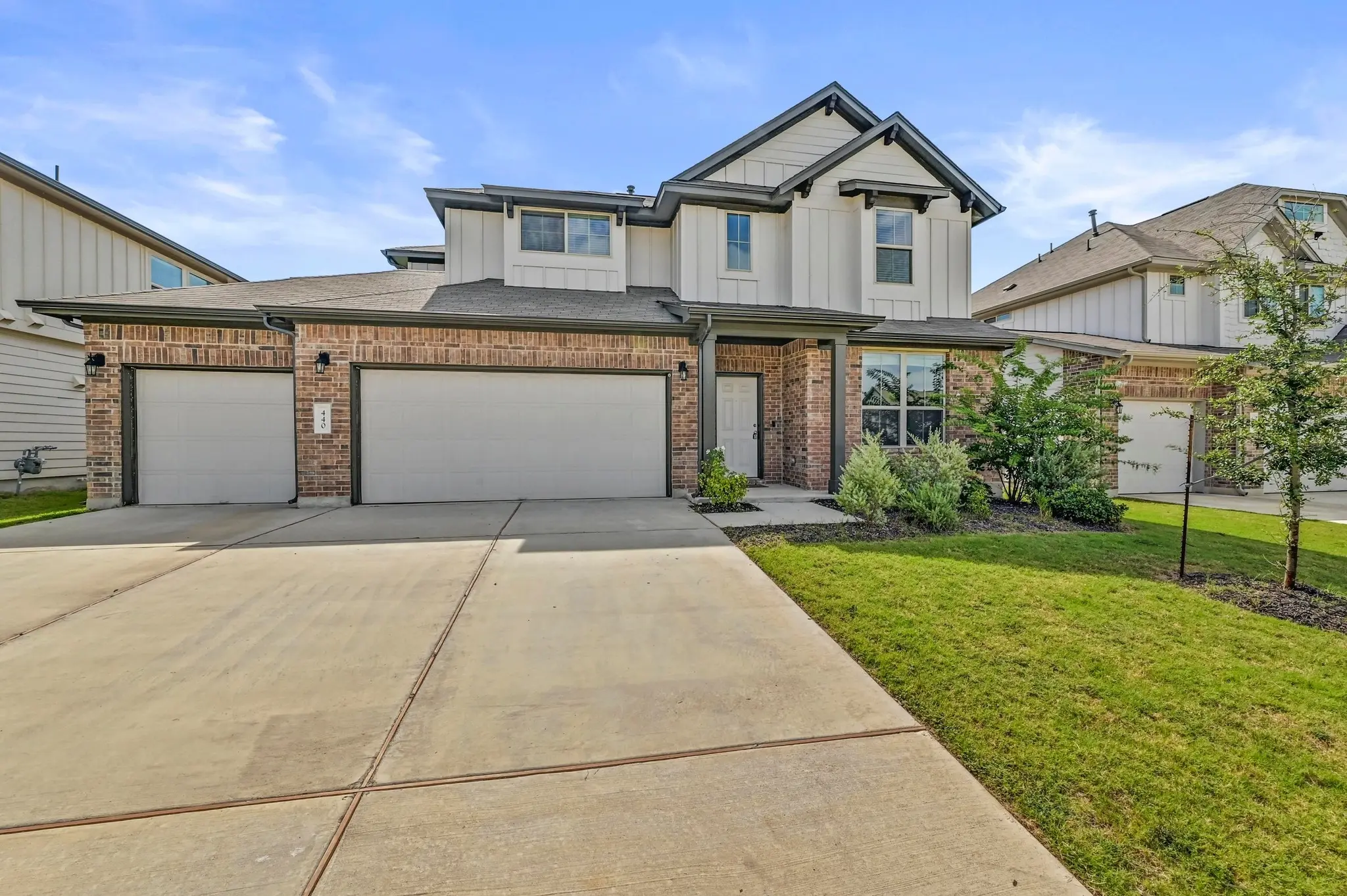 Photo of Listing #8398057