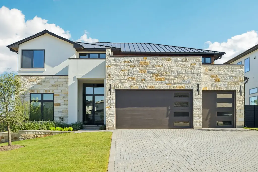 10103 Milky Way Drive, Austin