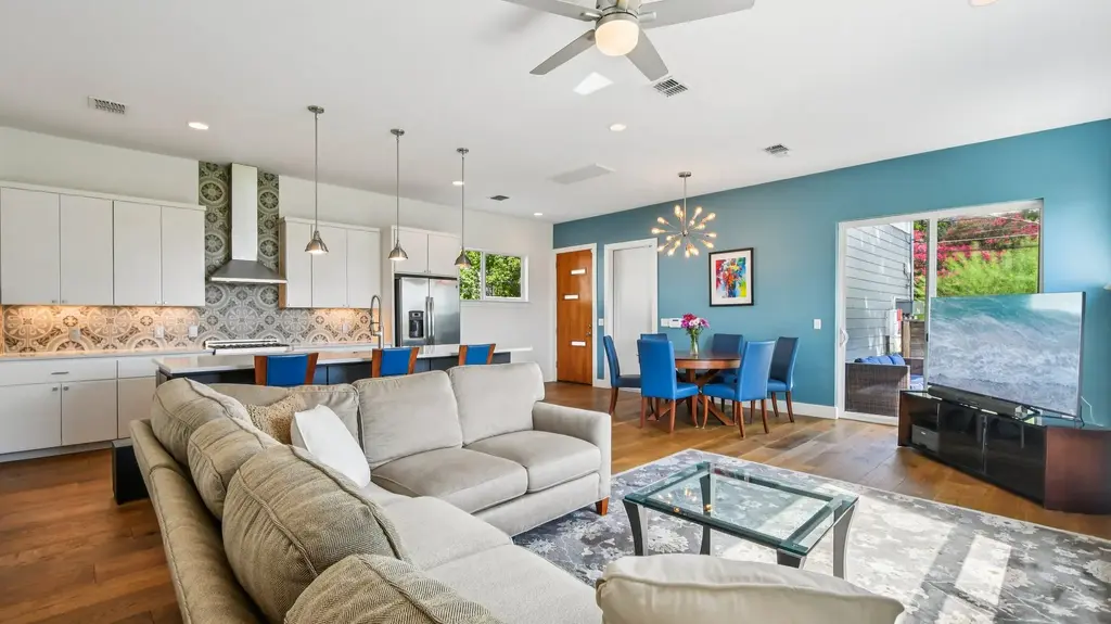 2211 New York Avenue A, Austin