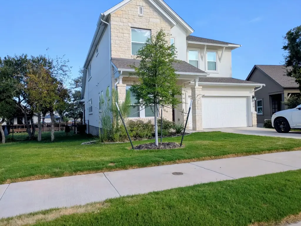 109 Monterey Oak Trail, Georgetown