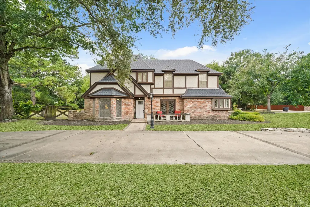 13218 Blossomheath Road, Cypress