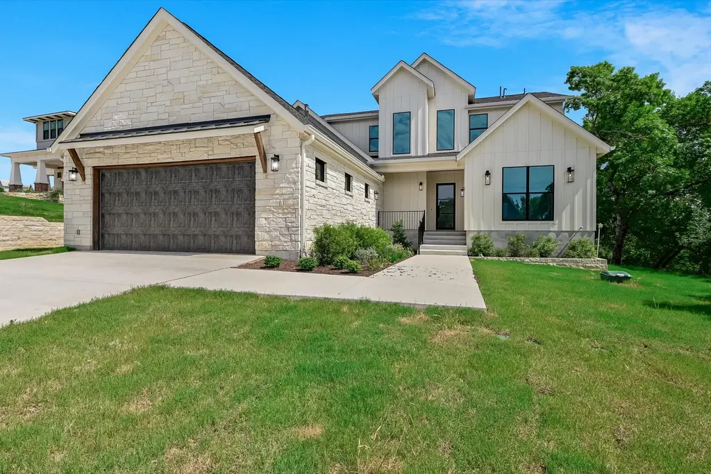 109 Willow Hill Drive, Georgetown
