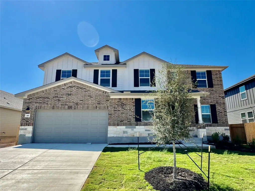 541 Banff Drive, Kyle