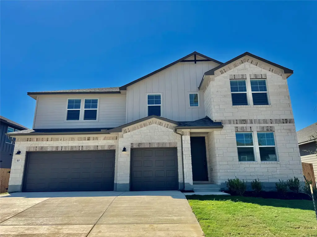 517 Banff Drive, Kyle