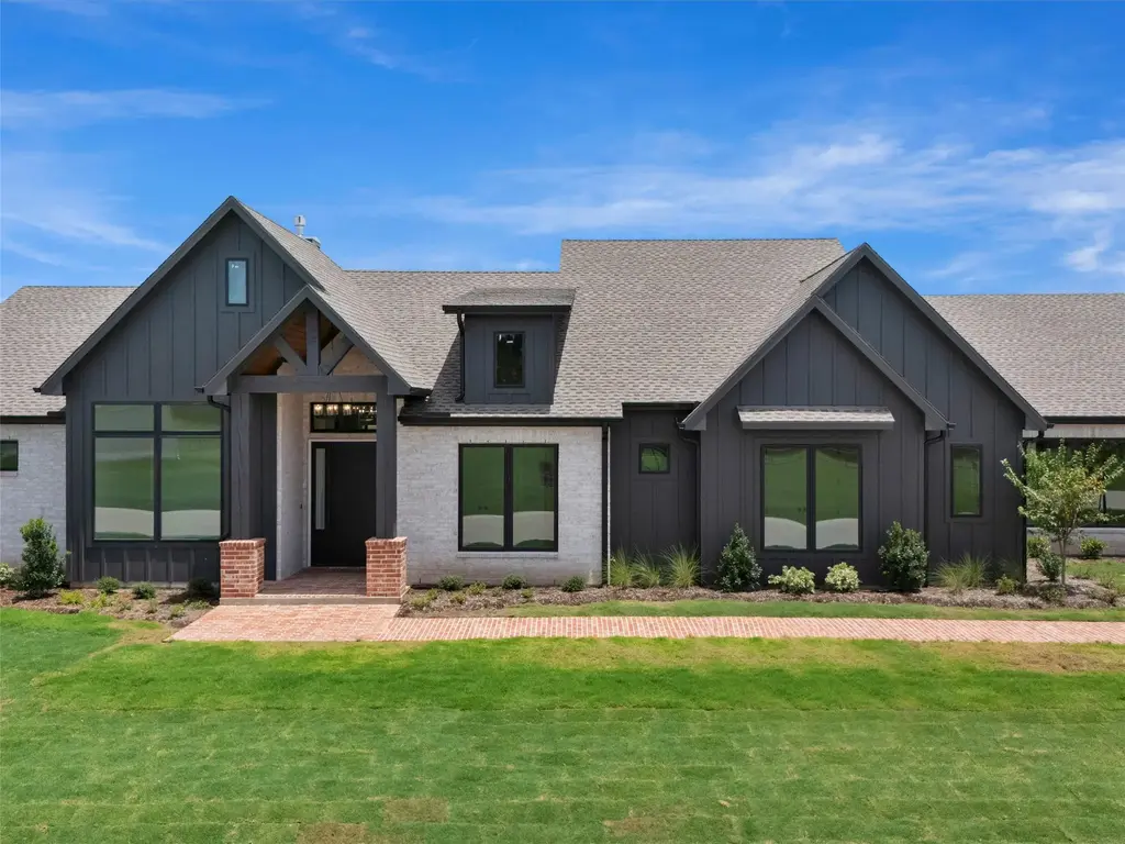 259 Hydrangea Drive, Smithville