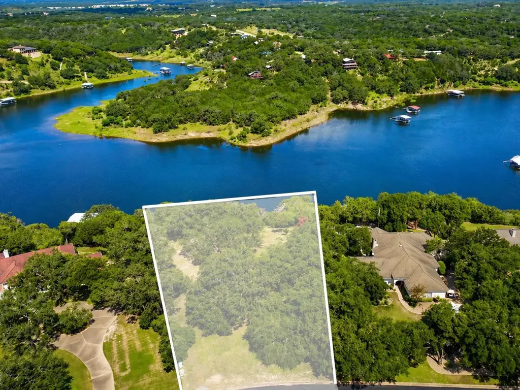 2802 Marina Shores Drive, Spicewood