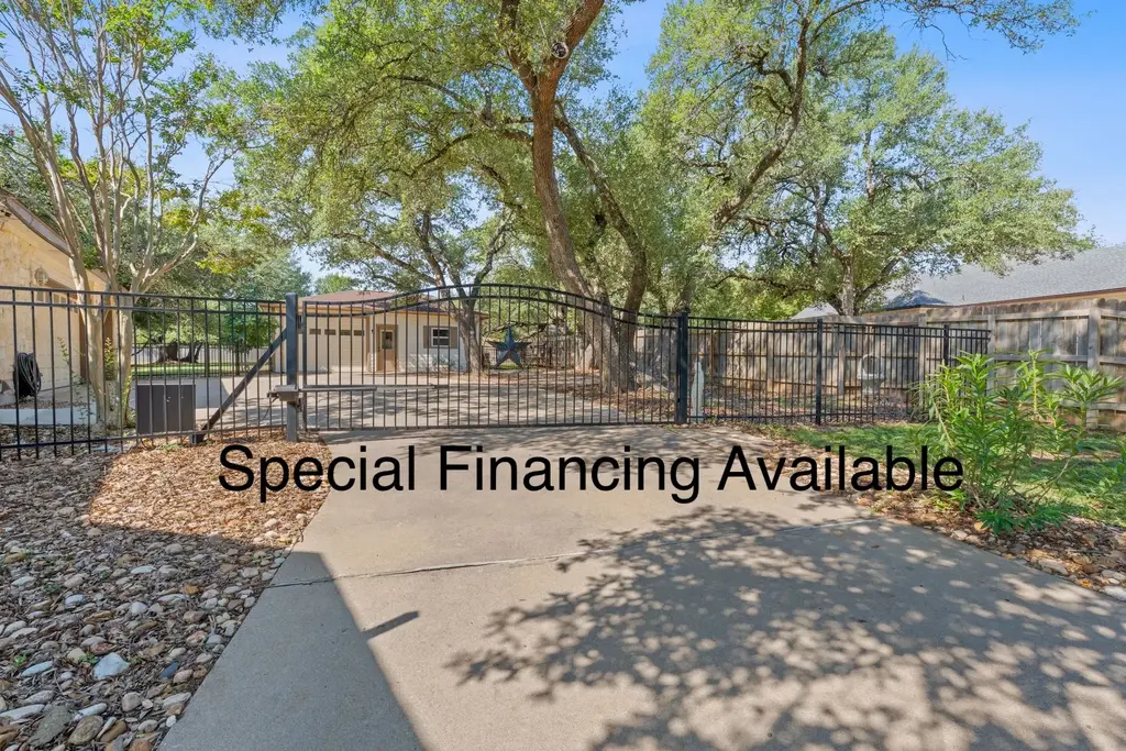 4004 Fountainwood Circle, Georgetown