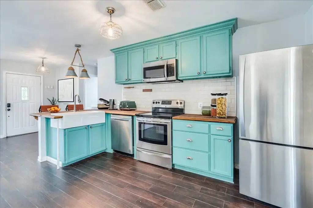 11708 Hornsby Street, Austin