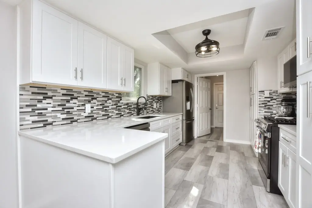 613 Forest Trail, Cedar Park