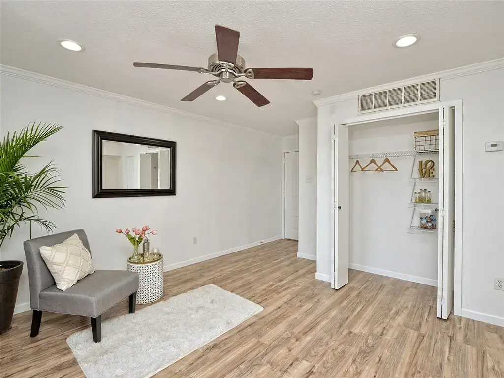 1840 Burton Drive 226, Austin