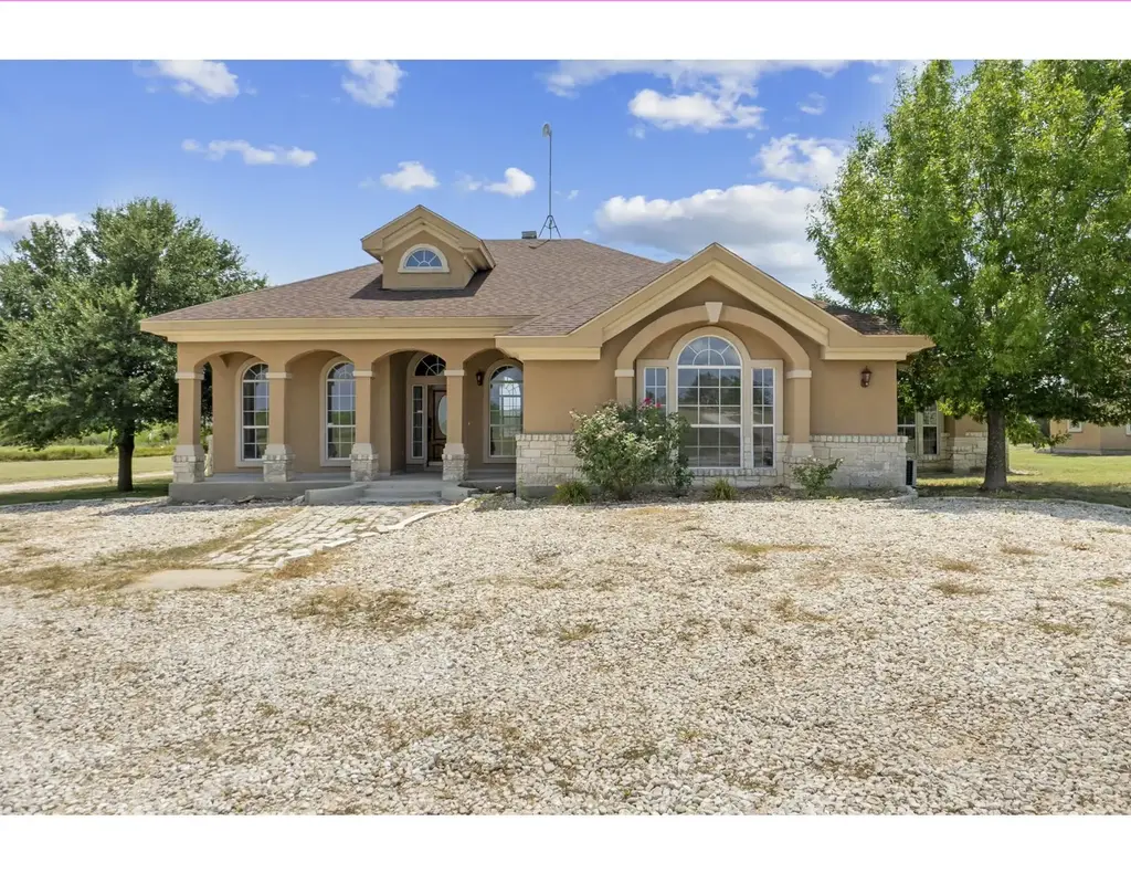 12015 Arnhamn Lane, Manor