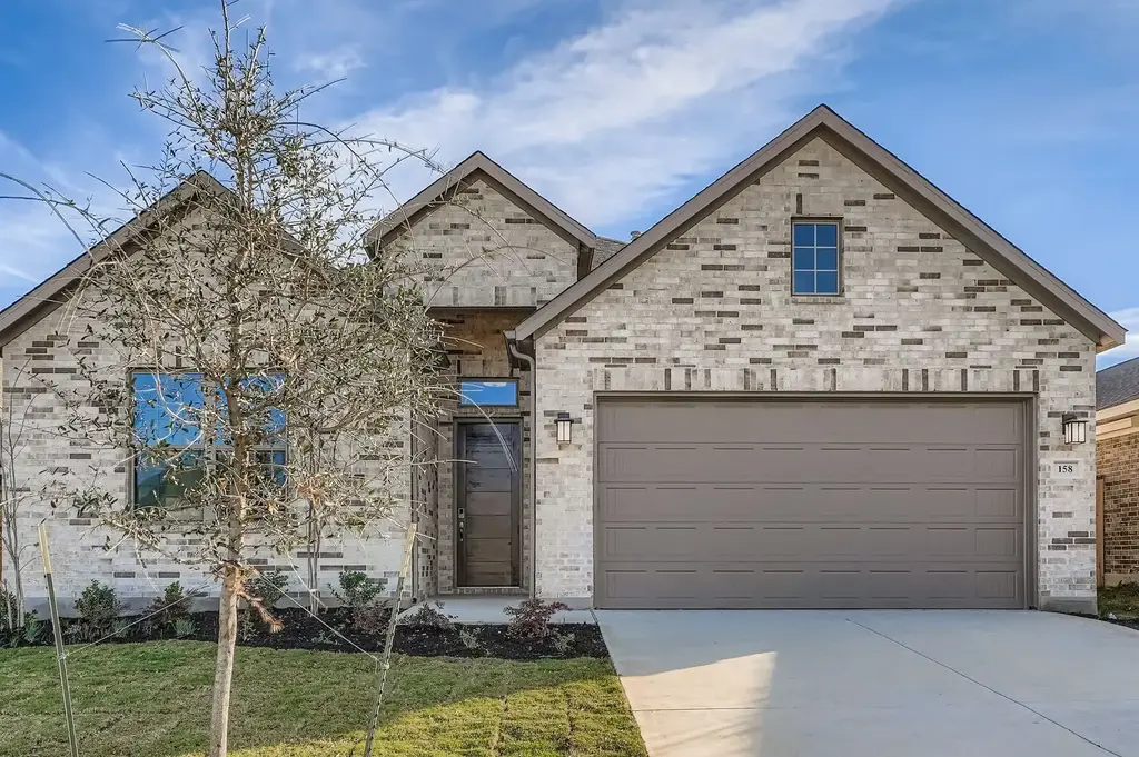 158 Prickly Poppy Loop, Kyle