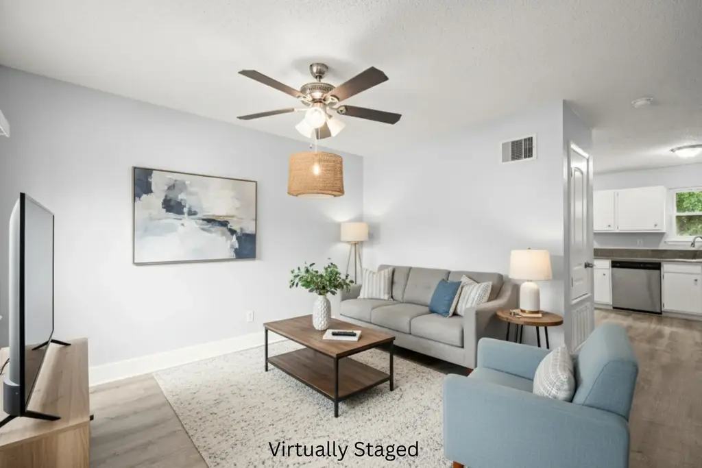 10905 Elm Street, Jonestown