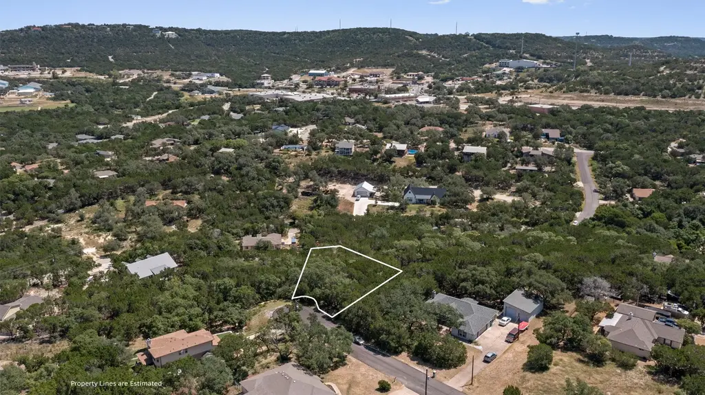 7405 Little Oak Circle, Lago Vista