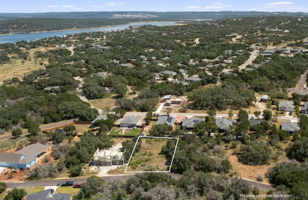 21800 Cardinal Avenue, Lago Vista