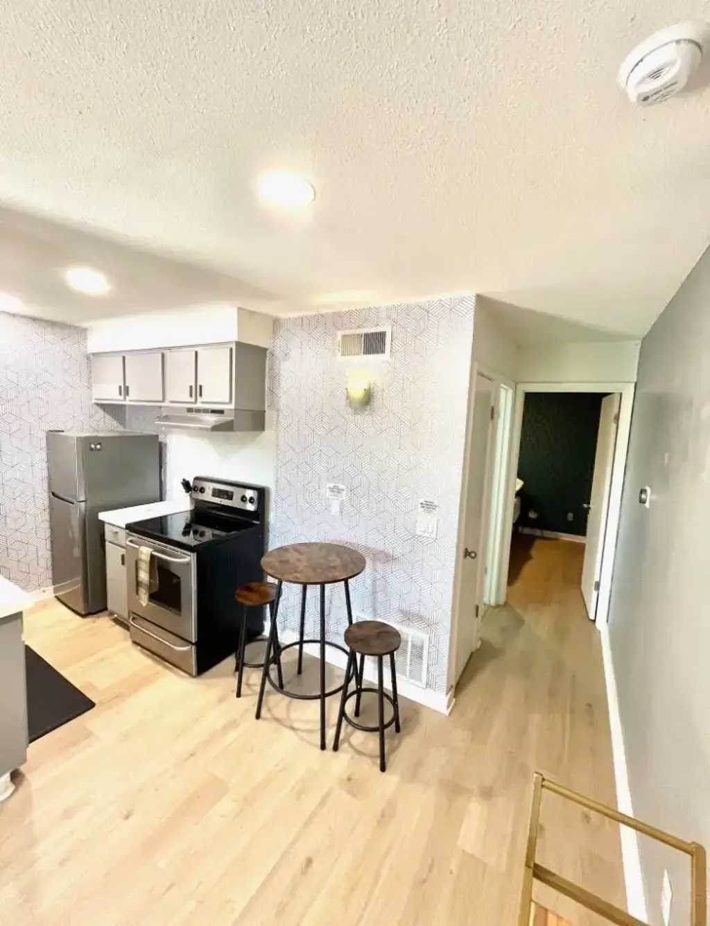 2302 East Side Drive 30, Austin