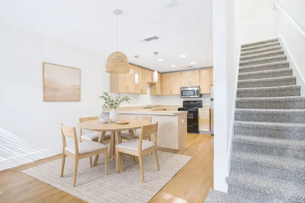 711 W 32nd Street 126, Austin