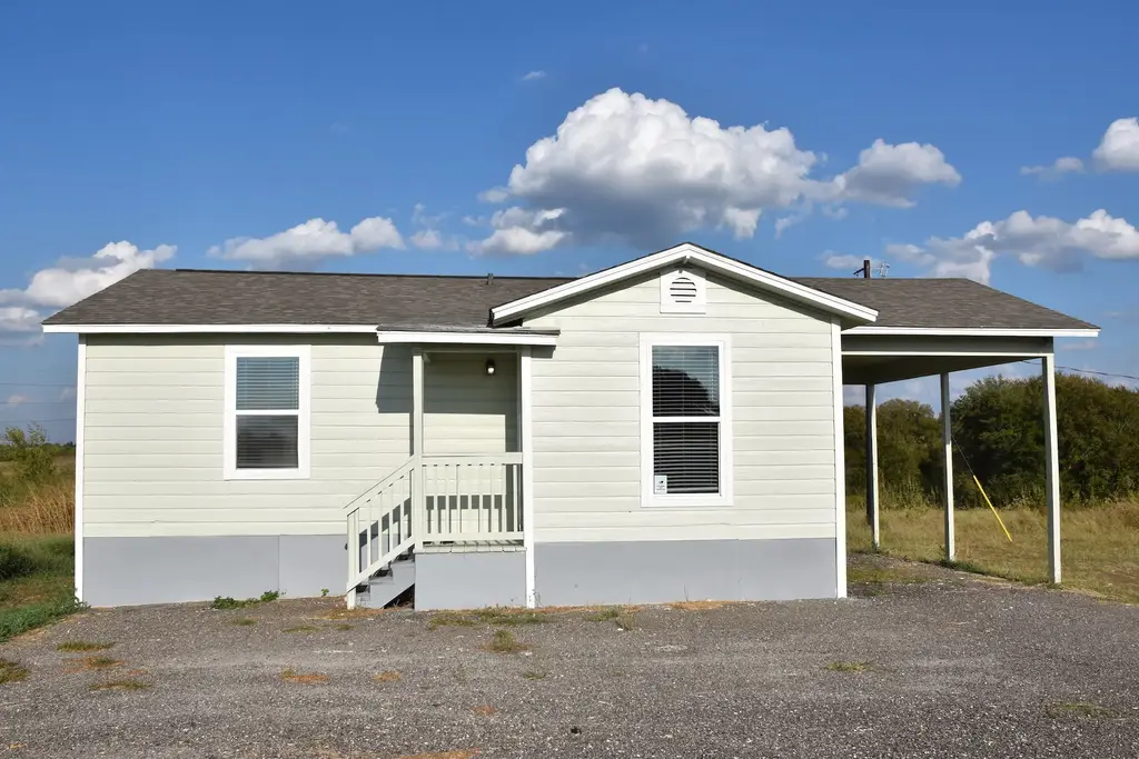 3751 County Road 463, Elgin
