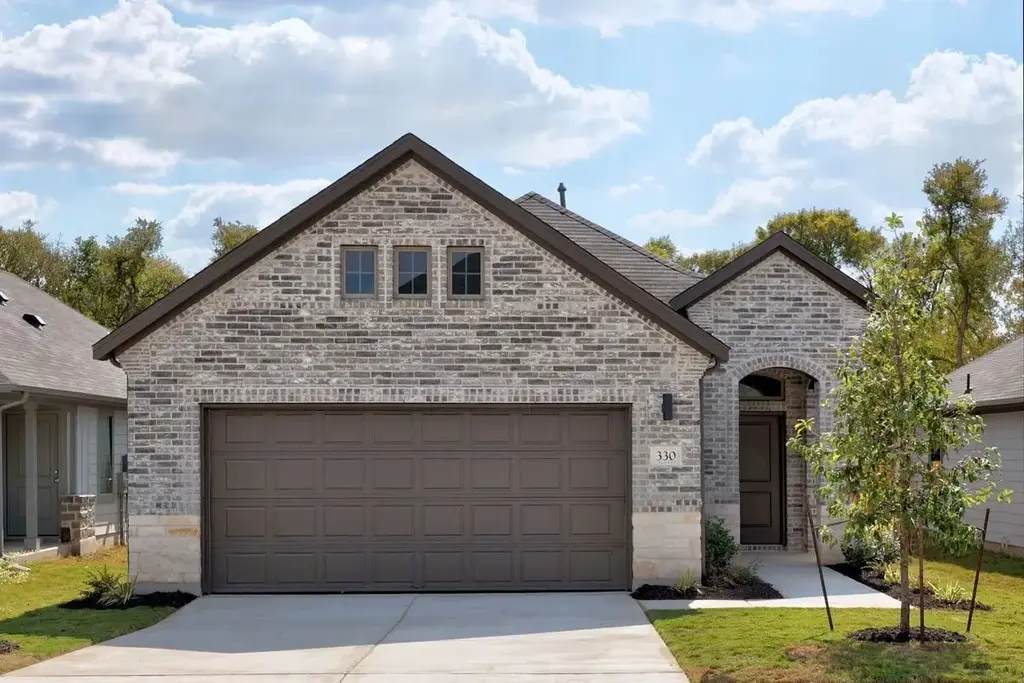 330 Bendecido Loop, Elgin