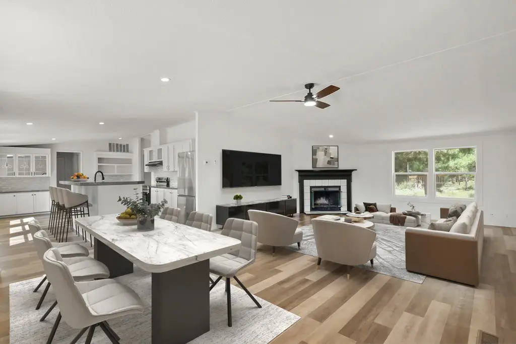 130 Linda Lane, Bastrop