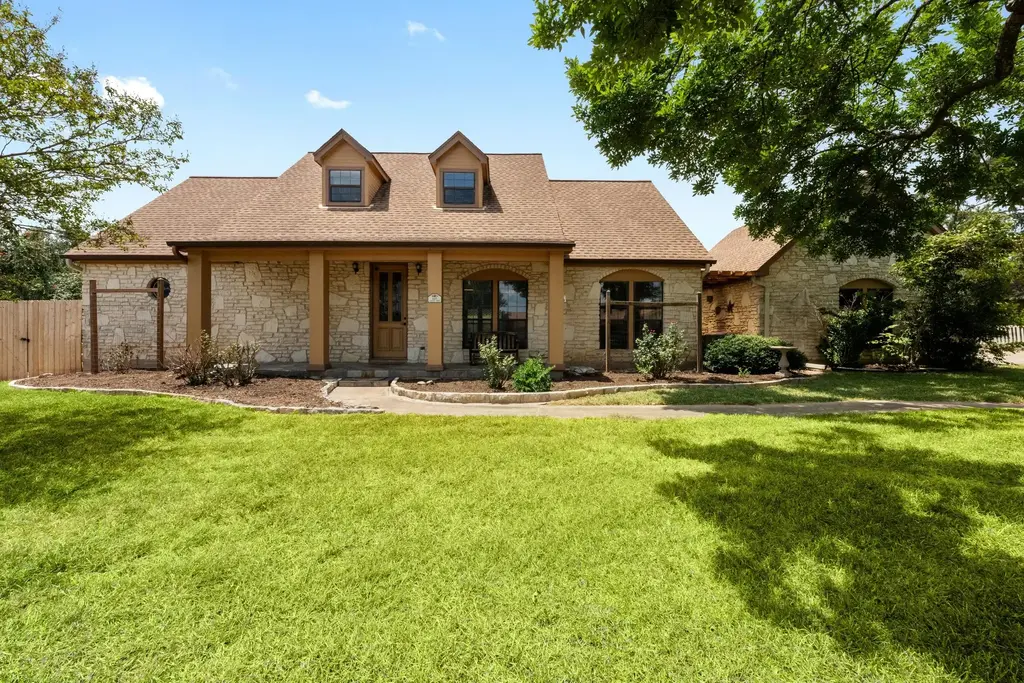 605 Canyon Wren Drive, Buda