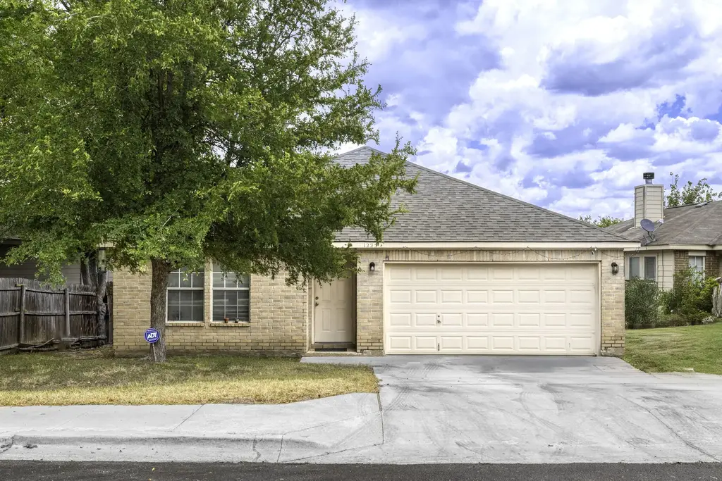 1225 Hilltop Drive, San Marcos