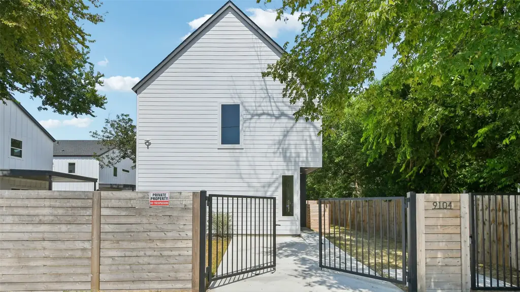 9104 Georgian Drive, Austin
