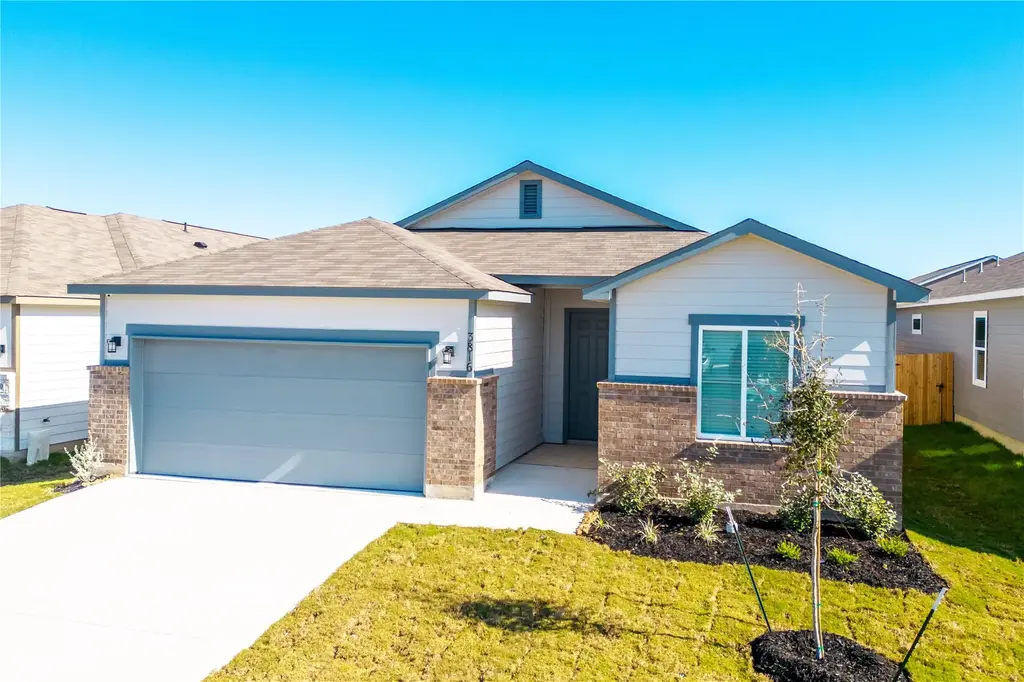 3816 Donald Dr Drive, Seguin