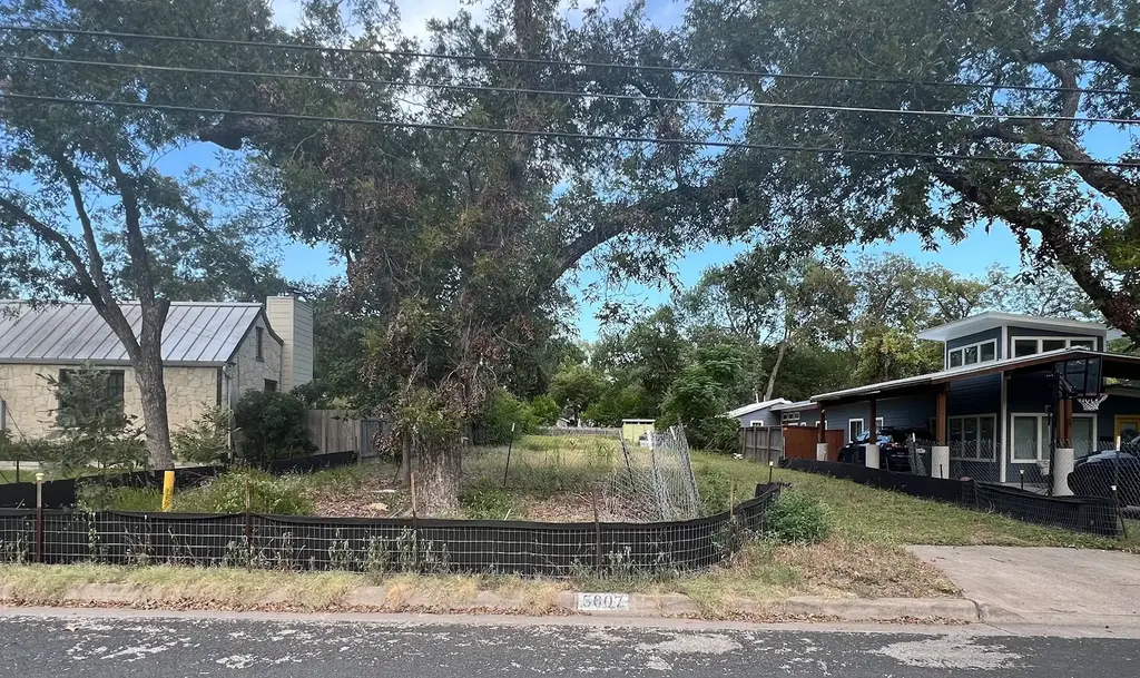 5607 Woodview Avenue, Austin