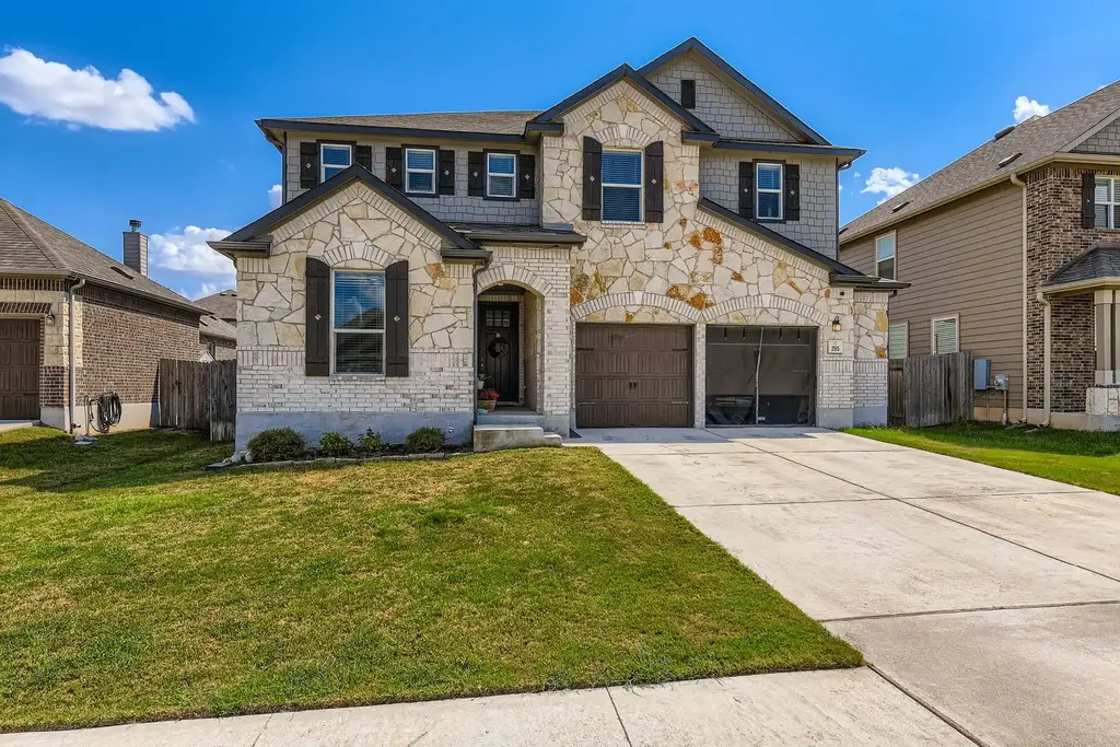 265 Kat Garnet Drive, Kyle