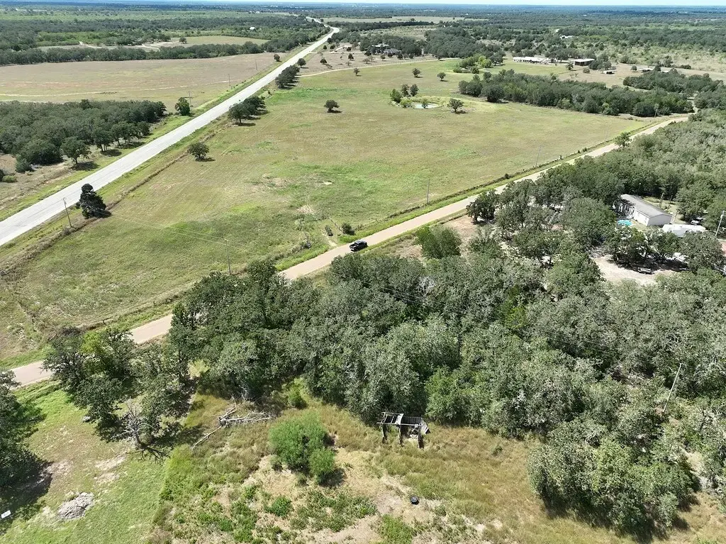 4810 Burke Road, Flatonia