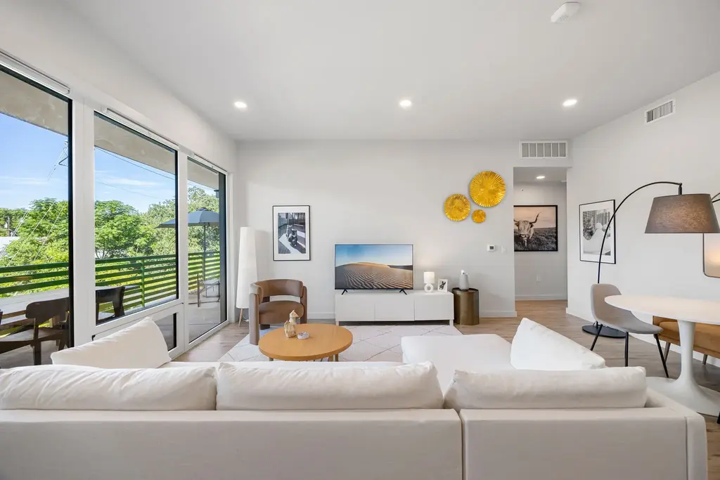 4004 Banister Lane 215, Austin