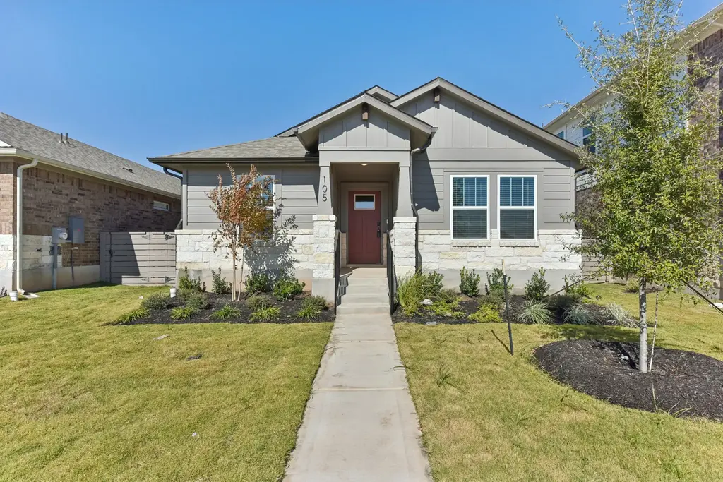 105 Rock Daisy Trail, Hutto