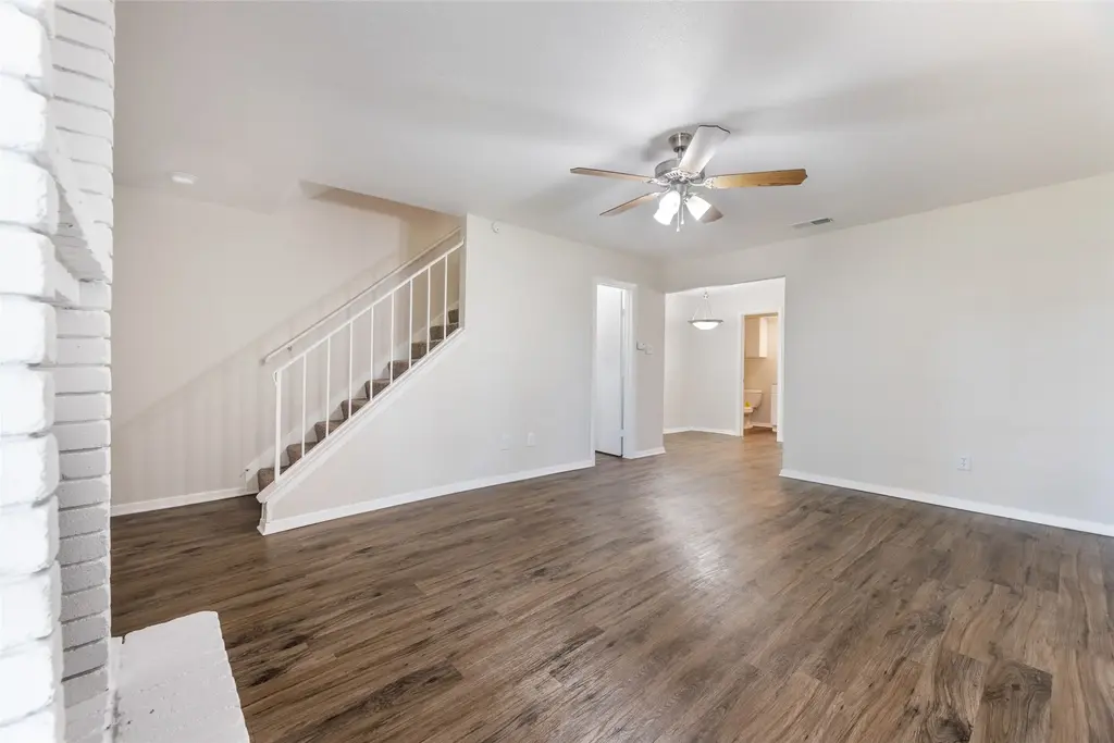 210 Lake Drive W 116, Taylor