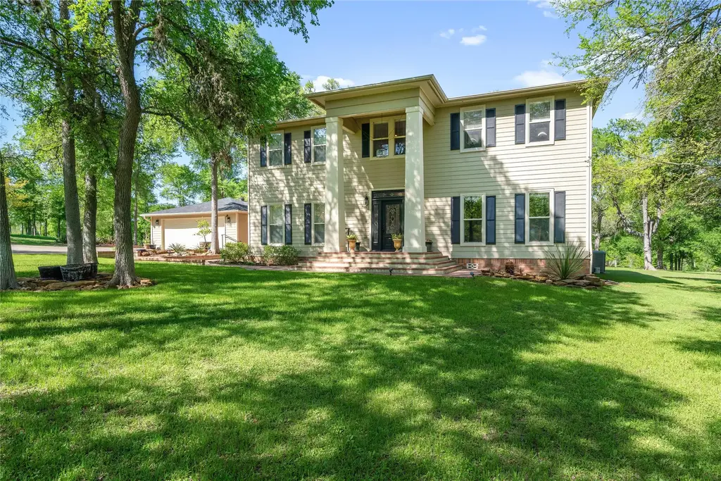 177 Colorado Drive, Cedar Creek