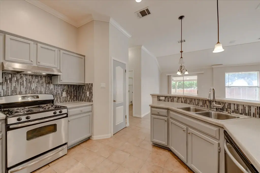 411 Debora Drive, Georgetown