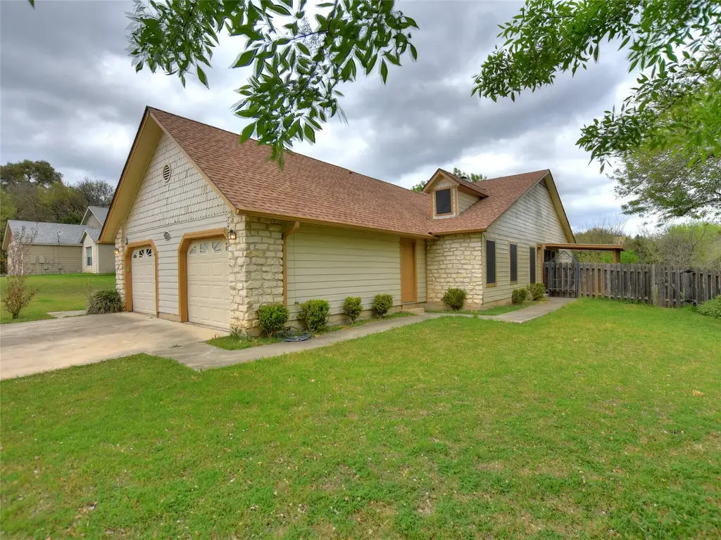 415 Fantail Loop B, Austin
