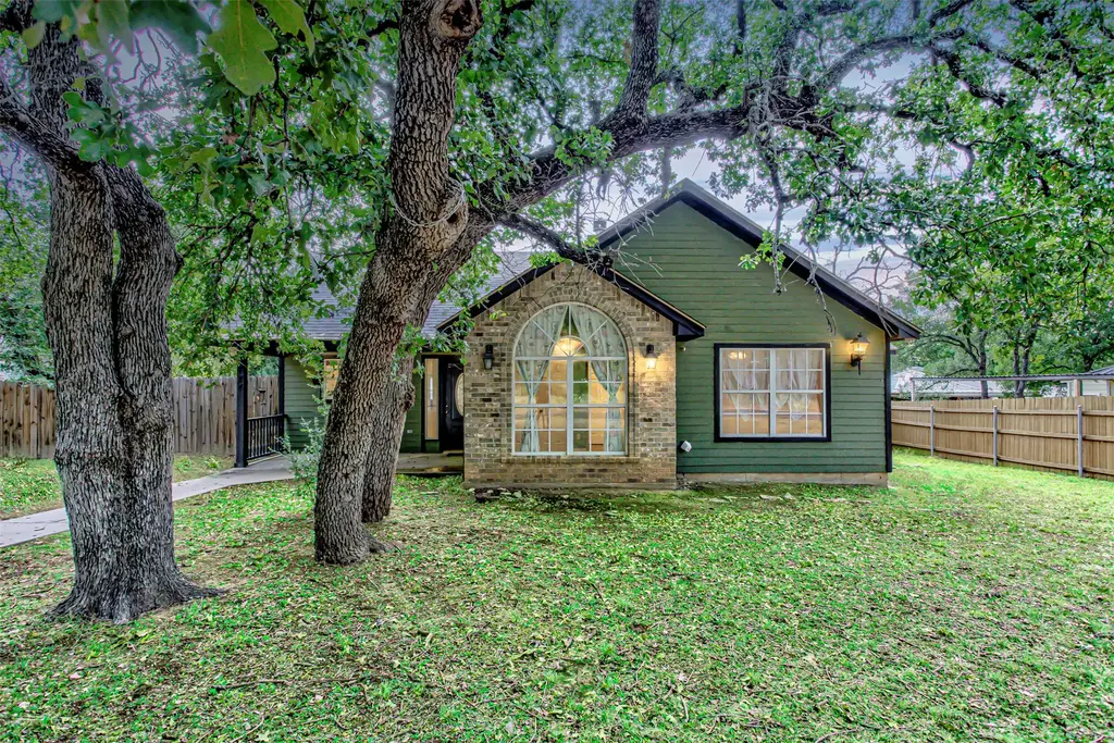 724 Cypress Lane, Cottonwood Shores