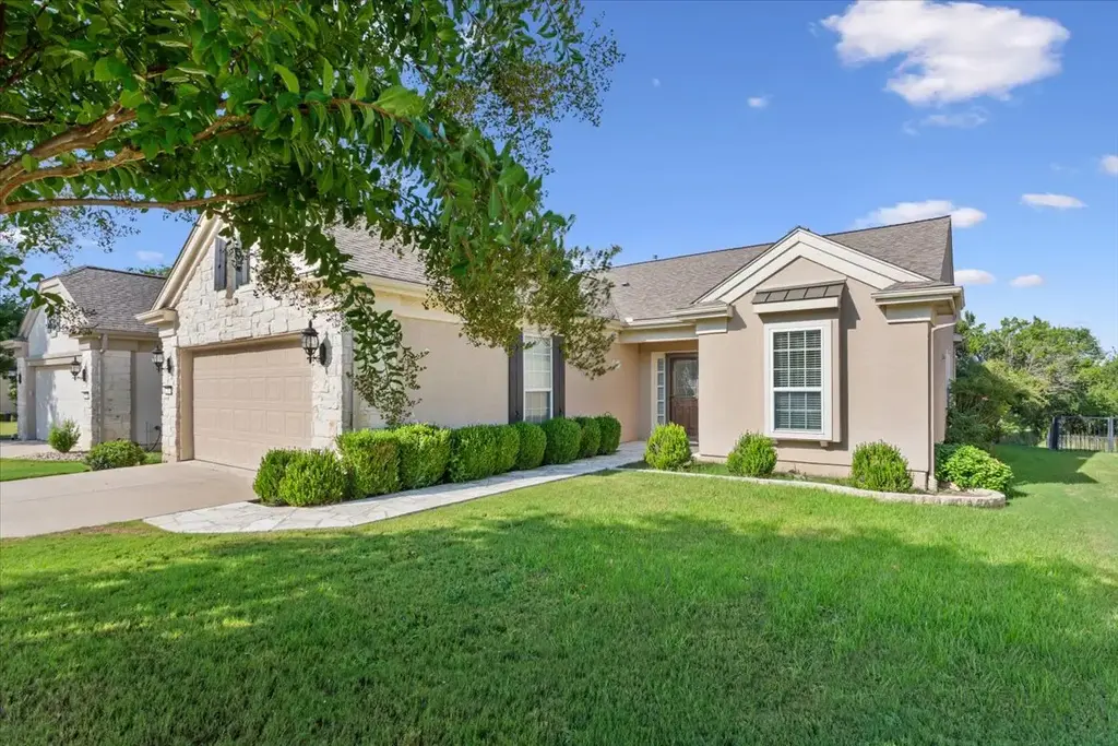 213 Fieldstone Drive, Georgetown