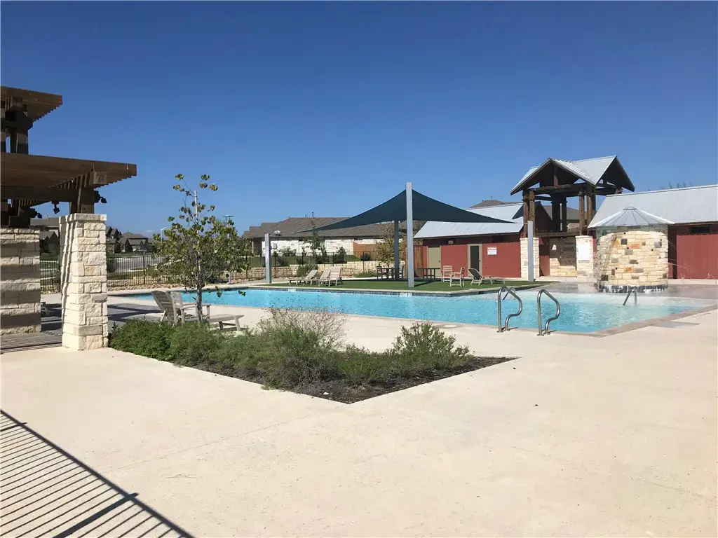 151 Chickadee Cove, Kyle