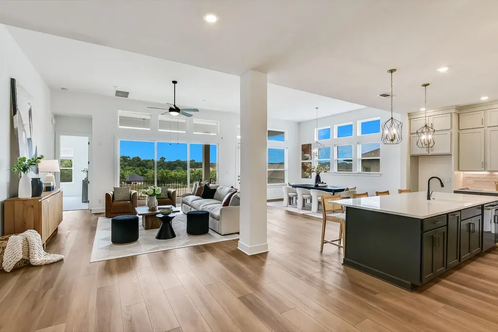 3221 Lookout Mountain Road, Georgetown