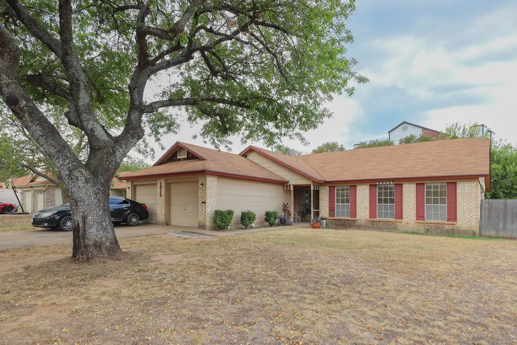 1915 Prairie Knoll Court B, Austin