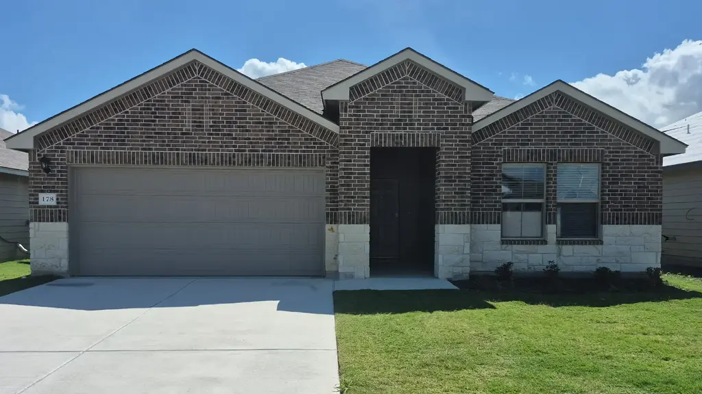 178 Rearden Boulevard, Jarrell