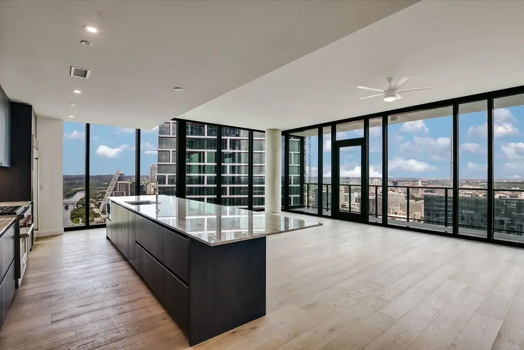 610 Davis Street 4404, Austin
