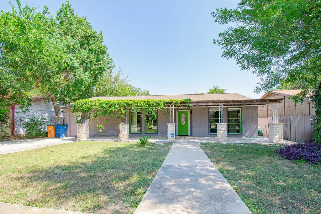 2524 Berkett Drive, Austin