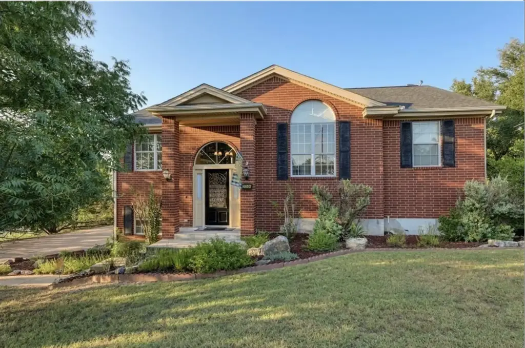 20504 National Drive, Lago Vista
